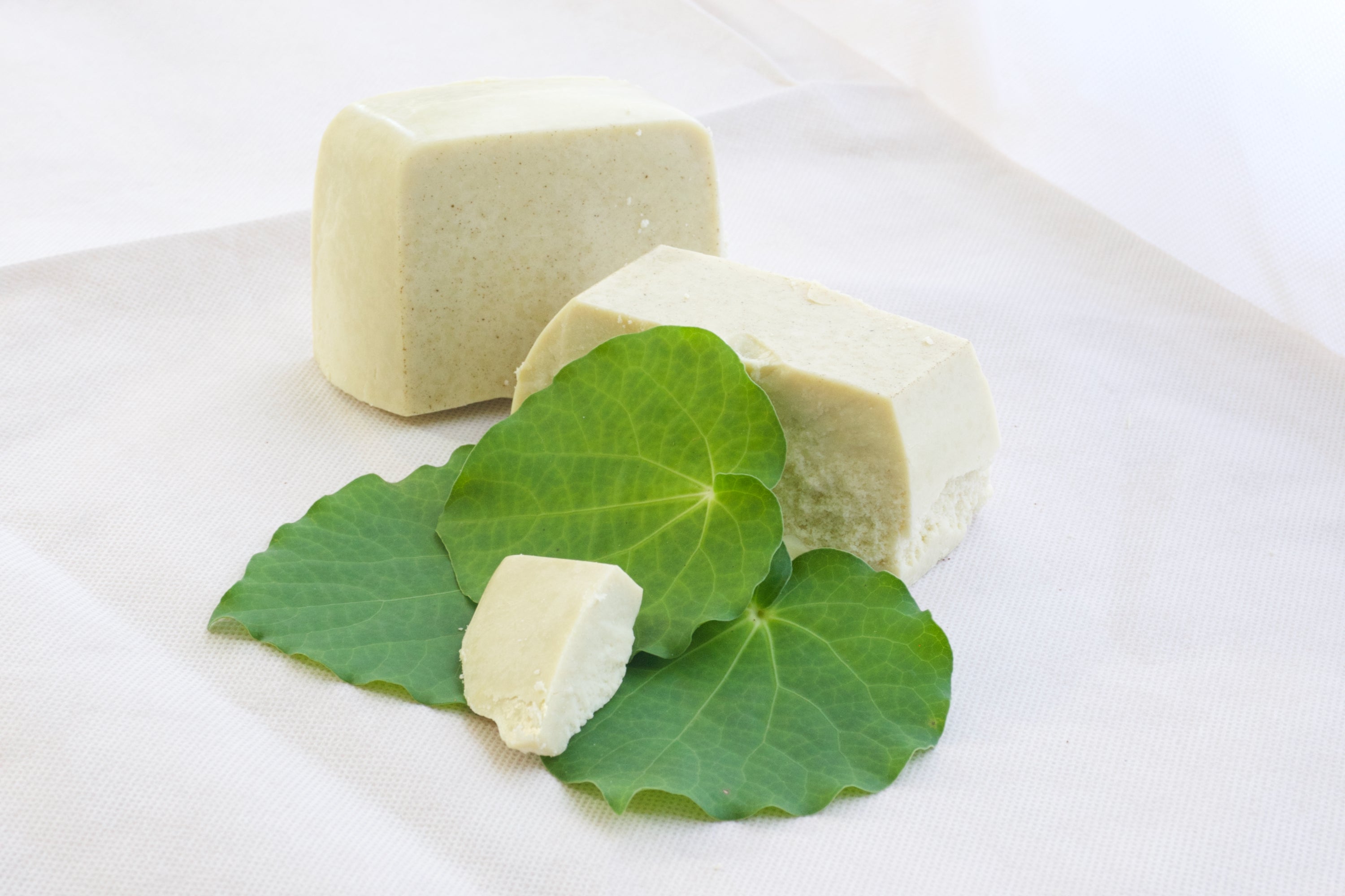 100%  'Ahika' Daily Ritual Cacao - Kawakawa + Horopito